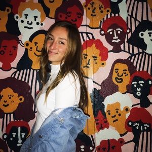 Meet your Posher, Kaitlyn